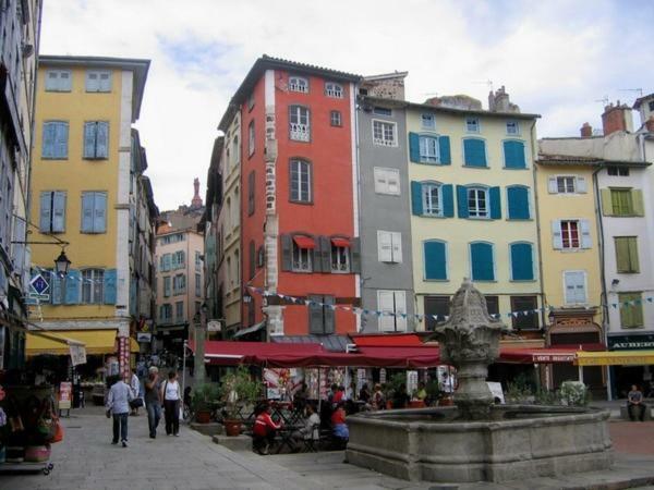 Апартаменты T 2 Cosy Dans Le Centre Historique Le Puy-en-Velay Экстерьер фото