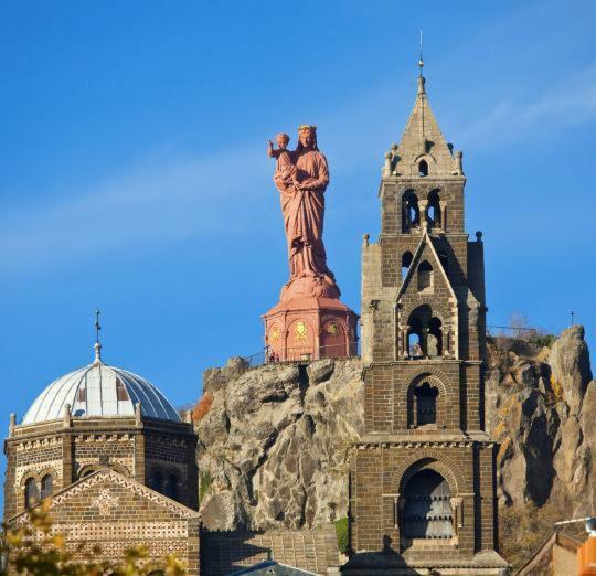 Апартаменты T 2 Cosy Dans Le Centre Historique Le Puy-en-Velay Экстерьер фото